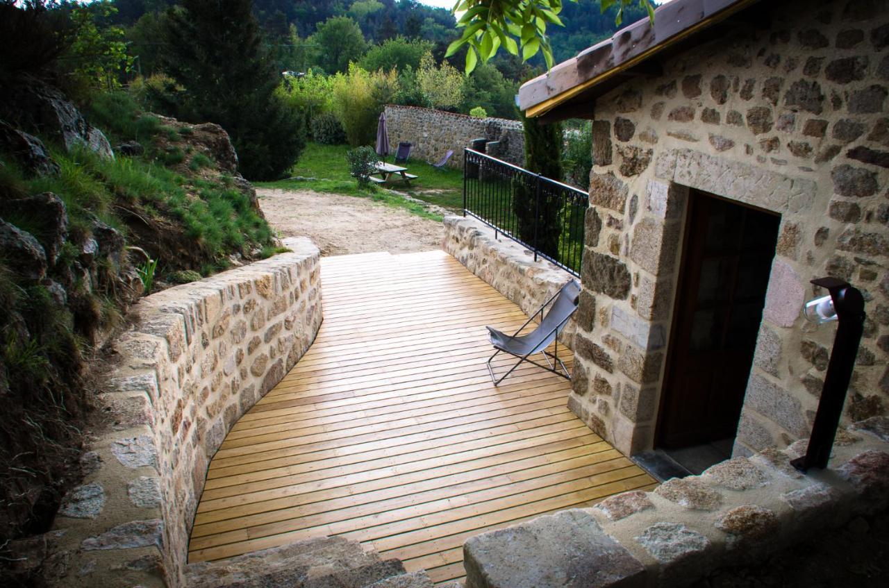 Le Petit Rias Gîte Soleil Saint Maurice en Chalencon Eksteriør billede