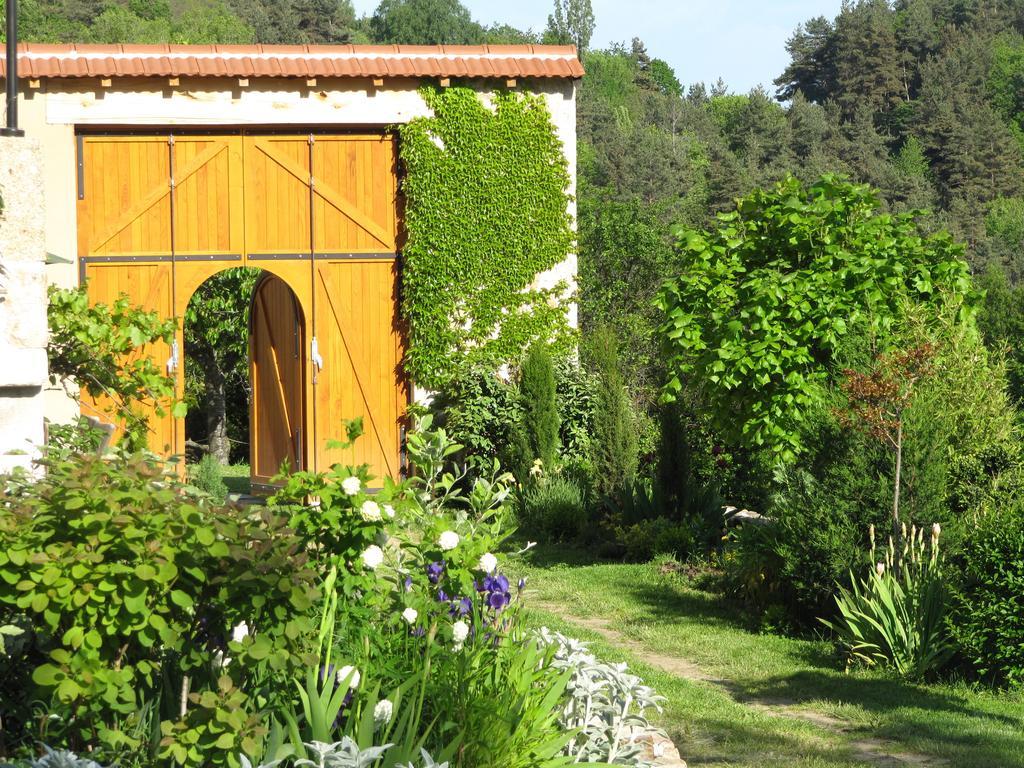 Le Petit Rias Gîte Soleil Saint Maurice en Chalencon Eksteriør billede